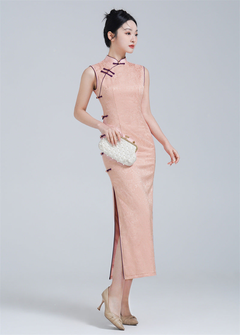 Elegant peach sleeveless cheongsam