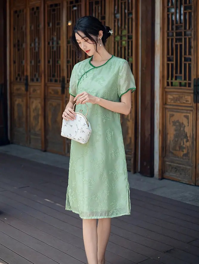 Green Embroidered Loose summer cheongsam Dress
