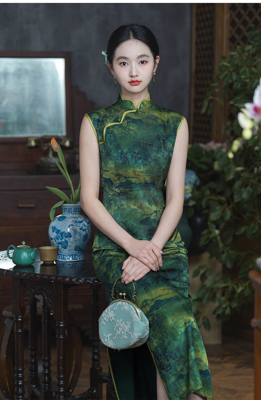 Green Landscape Print Sleeveless Chinese Qipao Cheongsam Dress