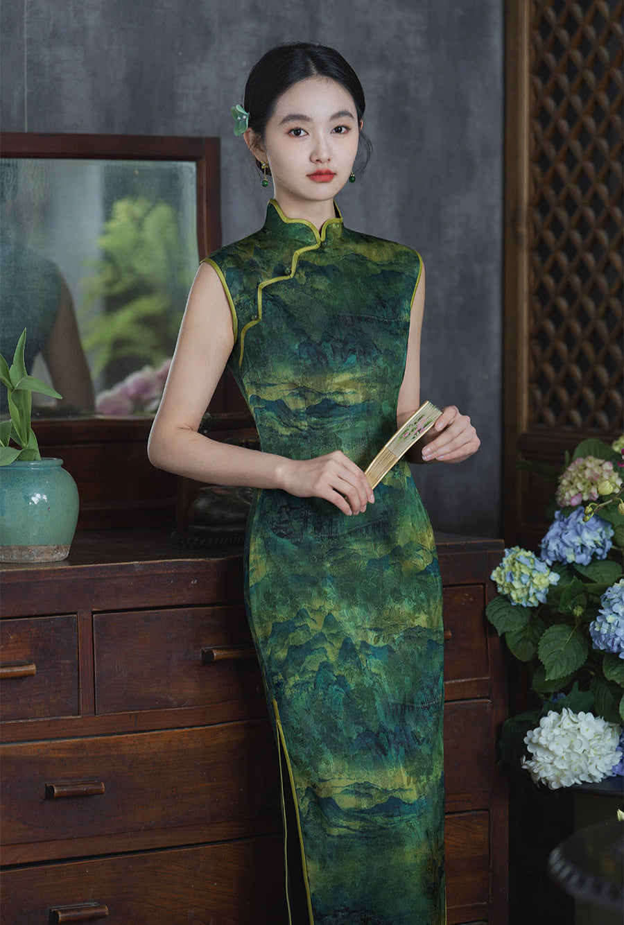 Green Landscape Print Sleeveless Chinese Cheongsam Dress