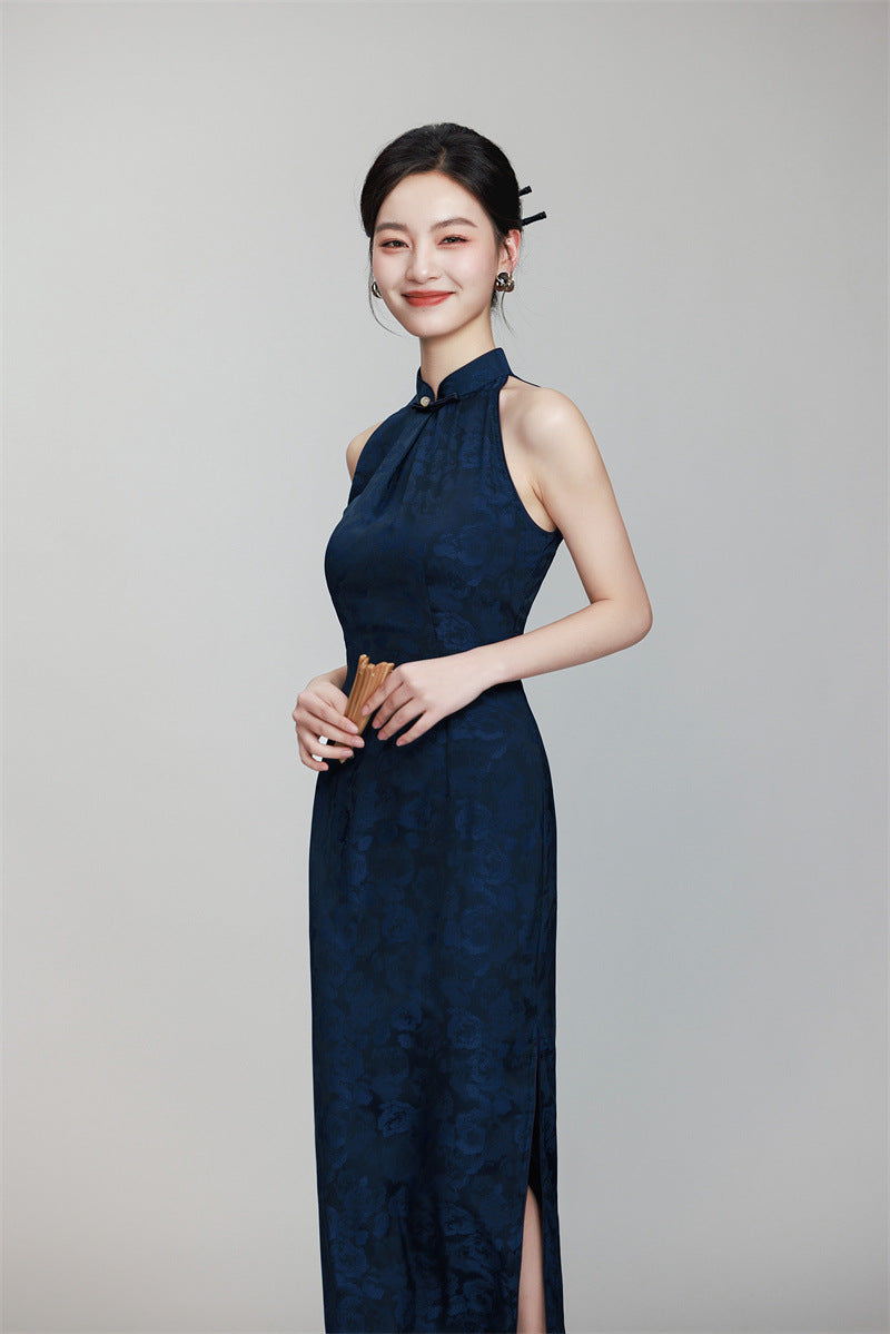 Long navy blue sleeveless qipao