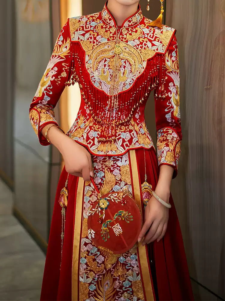Traditional Luxury Embroidered Dragon & Phoenix Bridal Wedding Qun Kwa Set   with intricate patterns