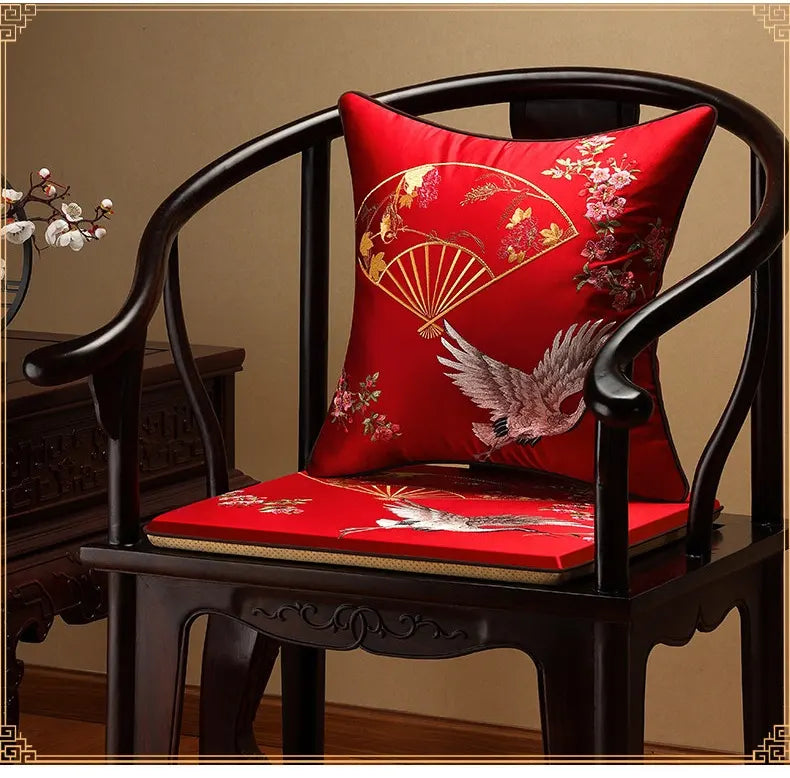 Oriental besticktes Satin-Stuhlkissen | Kranichvogel