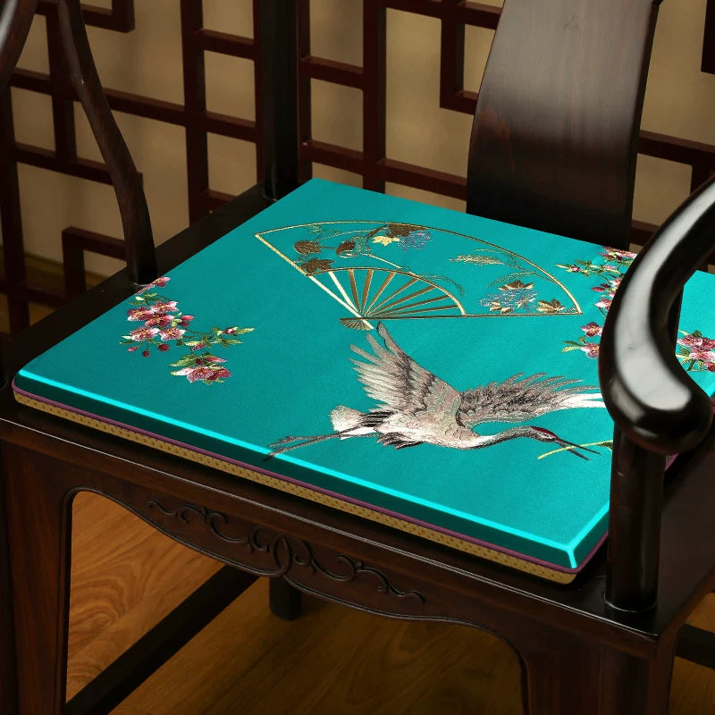 Oriental besticktes Satin-Stuhlkissen | Kranichvogel