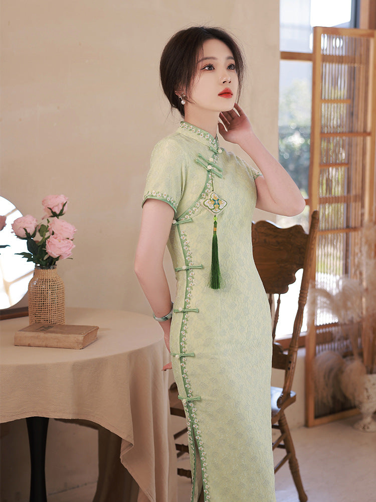 Green White Lace Cheongsam Qipao | Daisy