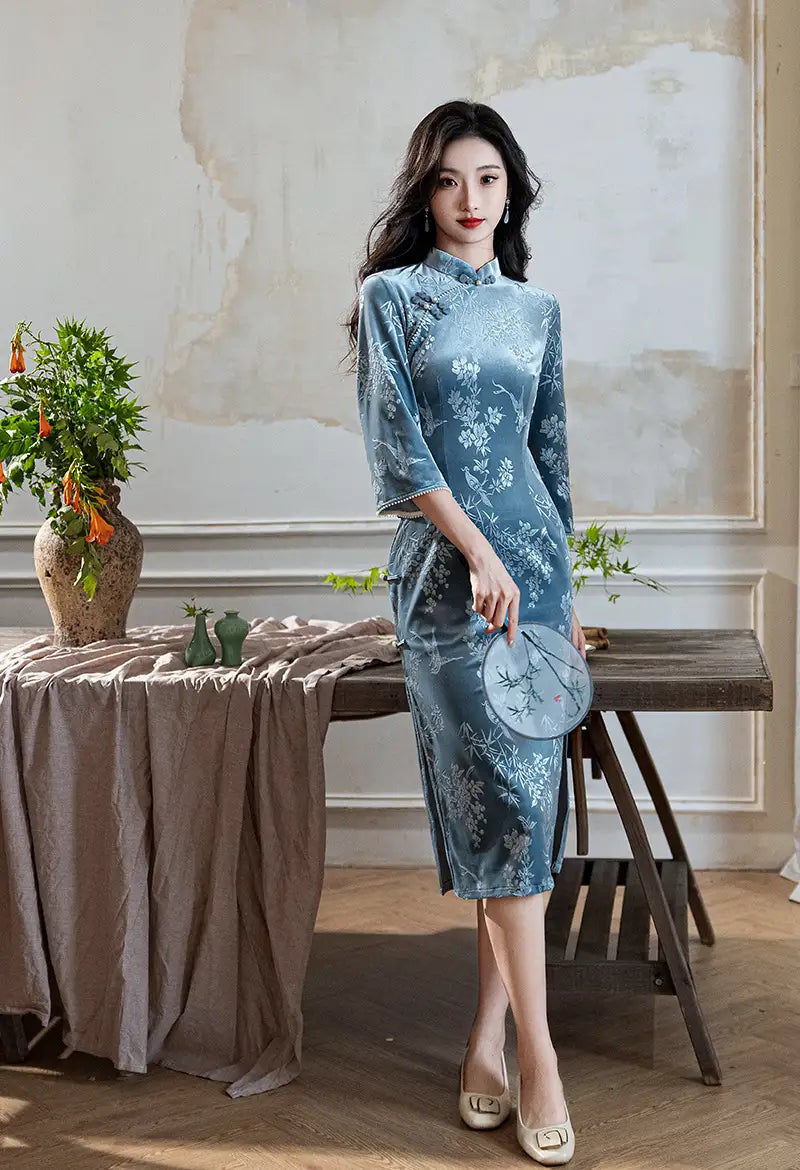 Black/Blue 3/4 Long Sleeves Velvet Jacquard Qipao with Pearl Trim