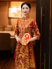 Chinesisches Drachen-Phönix-Hochzeitskleid von Qun Kwa | Edelstein