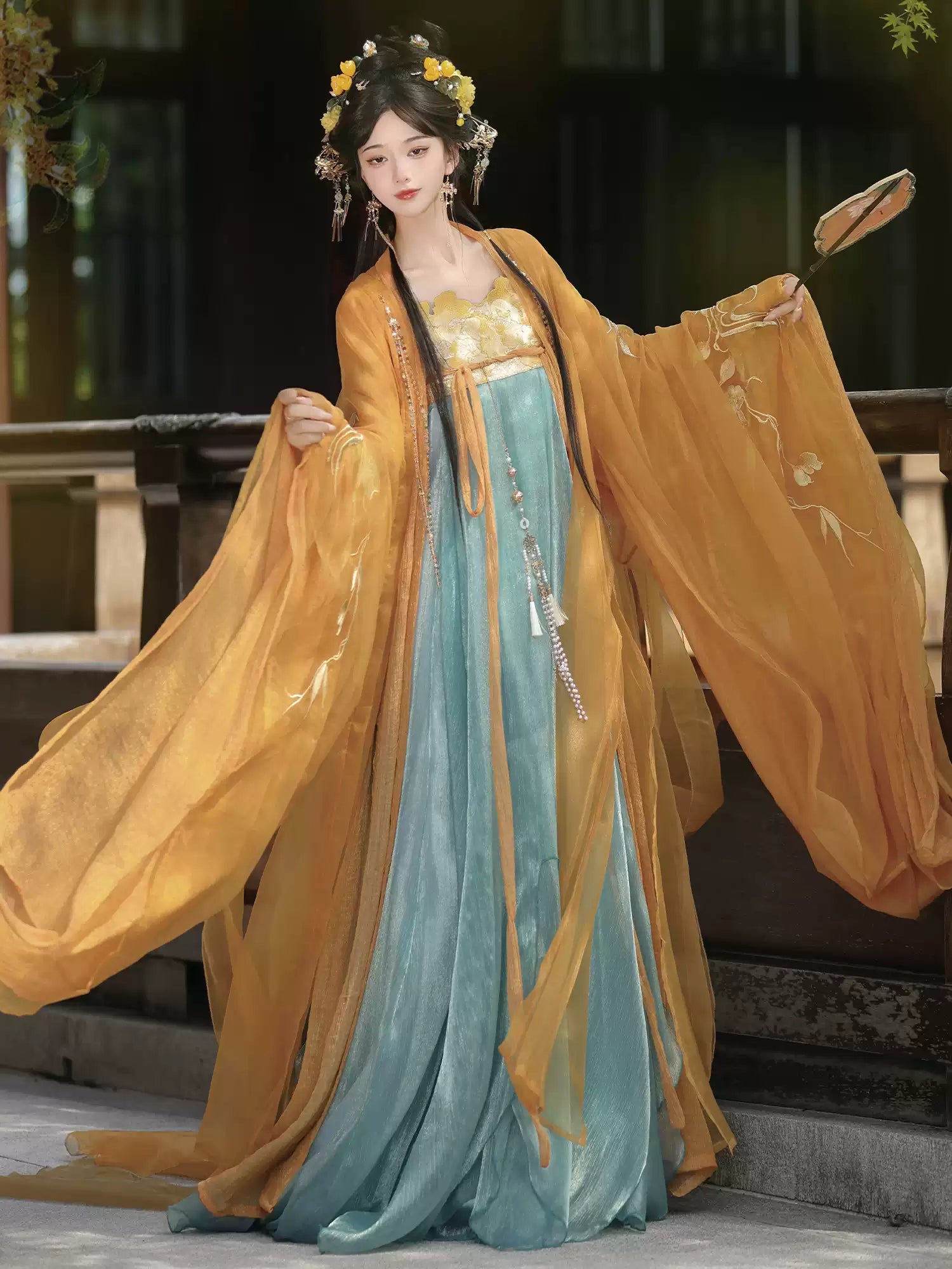 Robe Hanfu dynastique Tang turquoise doré/rose | Soulbound
