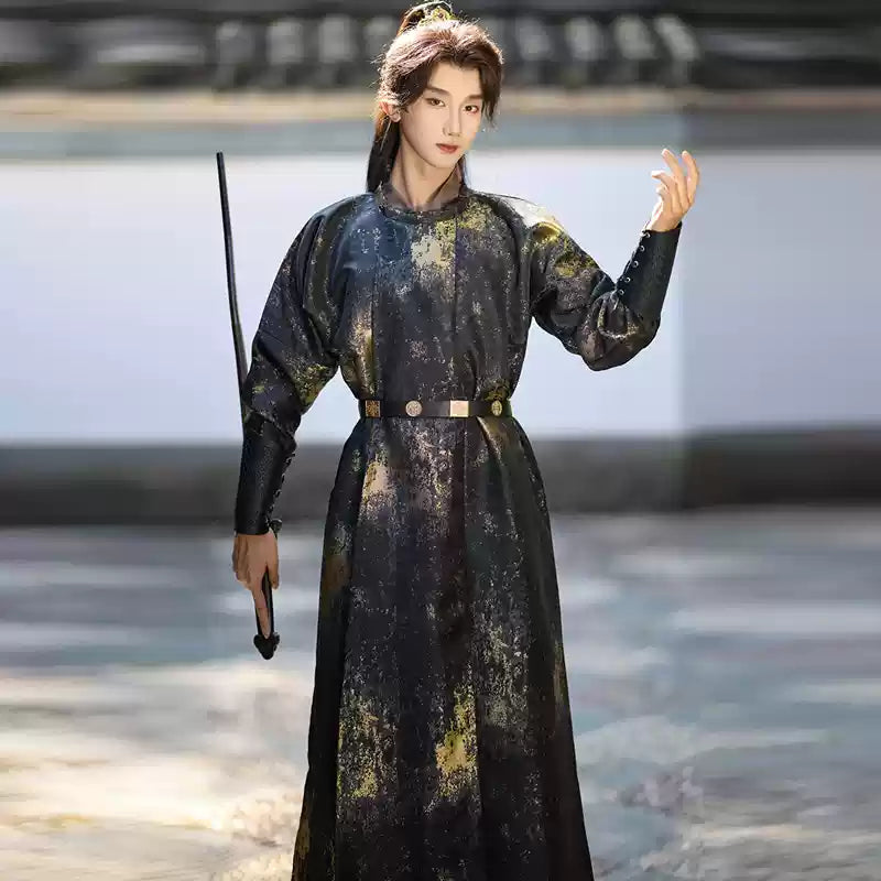 Traditional chinese backTang Dynasty  Round Collar Hanfu Robe for men