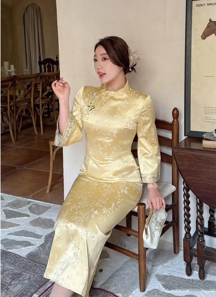 Plus Size Yellow Gold Modern  Long Sleeve Jacquard Qipao
