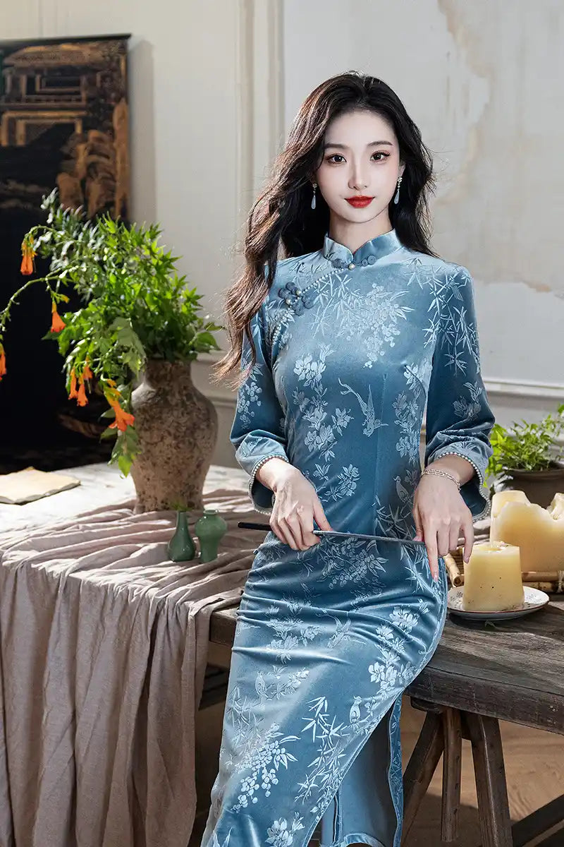 Black/Blue 3/4 Long Sleeves Velvet Jacquard Qipao with Pearl Trim
