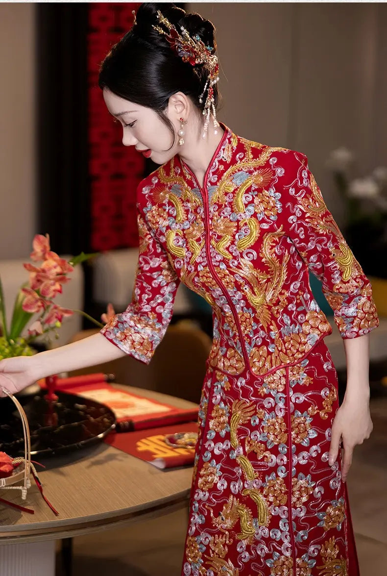 Robe de mariée traditionnelle chinoise – Tenue Qun Kwa Dragon Pheonix | Glamour