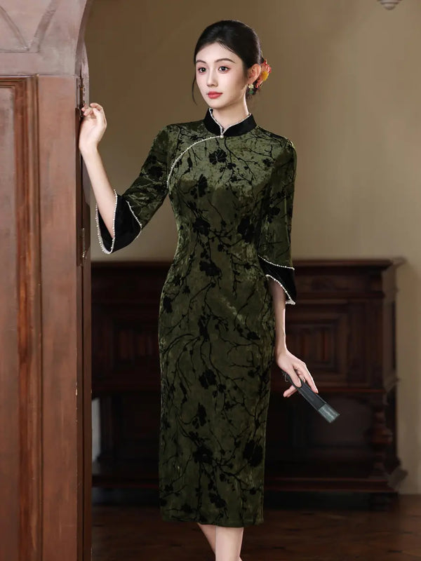 Olive Green Floral  Velvet Devoré Long Sleeve Qipao With Pearl Trim