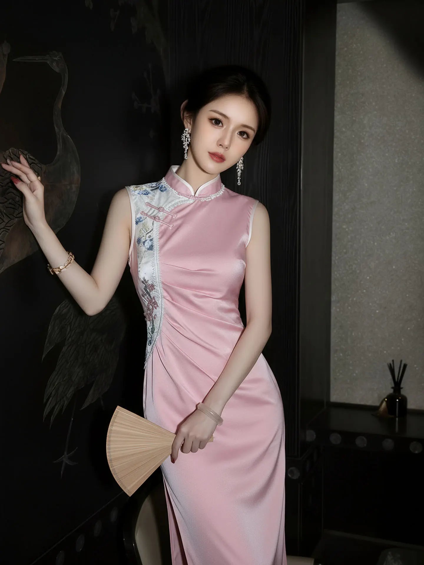 Pink Sleeveless Chinese Qipao With Draped Side Design