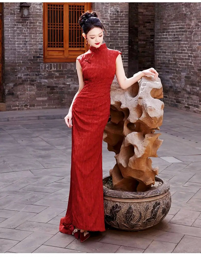Red Jacquard Bridal Qipao Cheongsam Dress with Train
