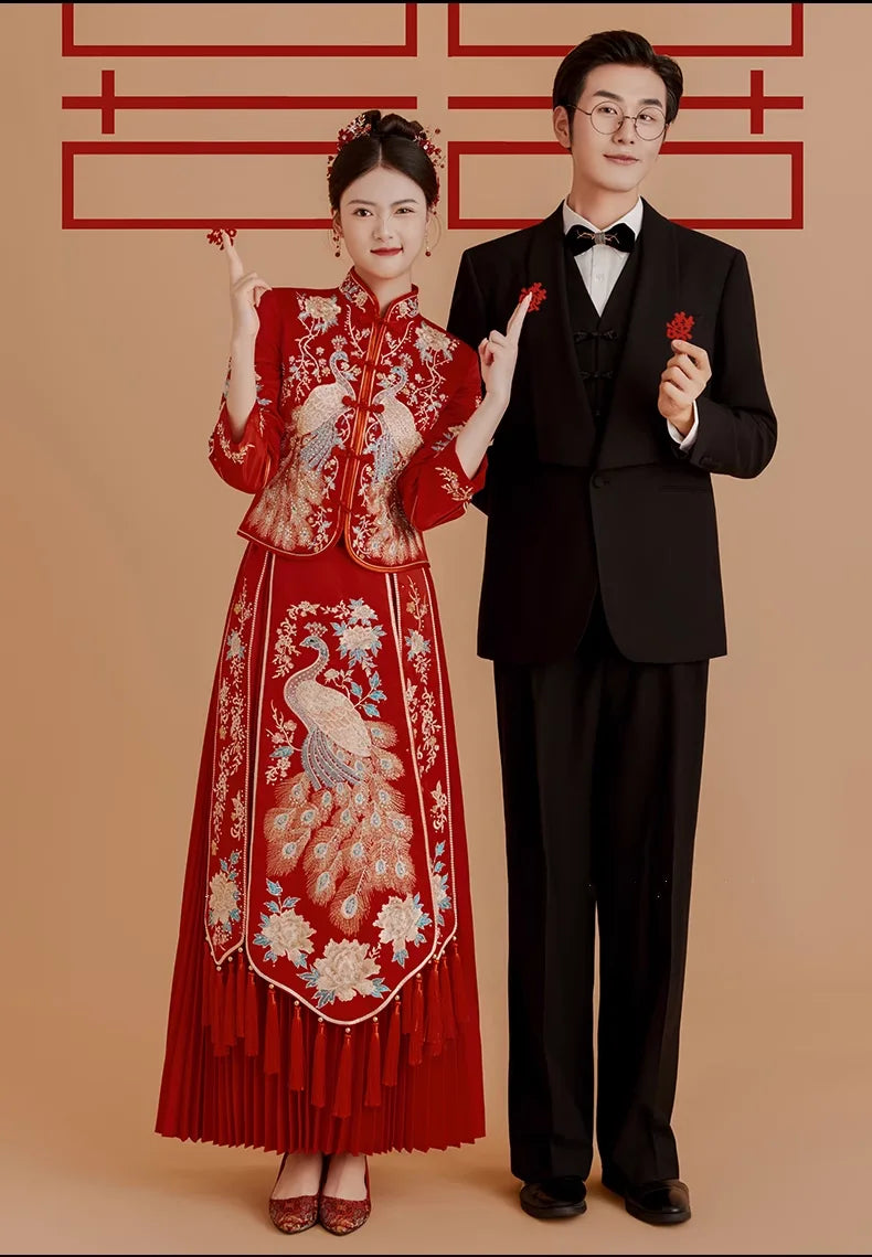 Red Traditional Chinese Wedding Bridal Qun kwa dress with peacock/ pheonx embroidery