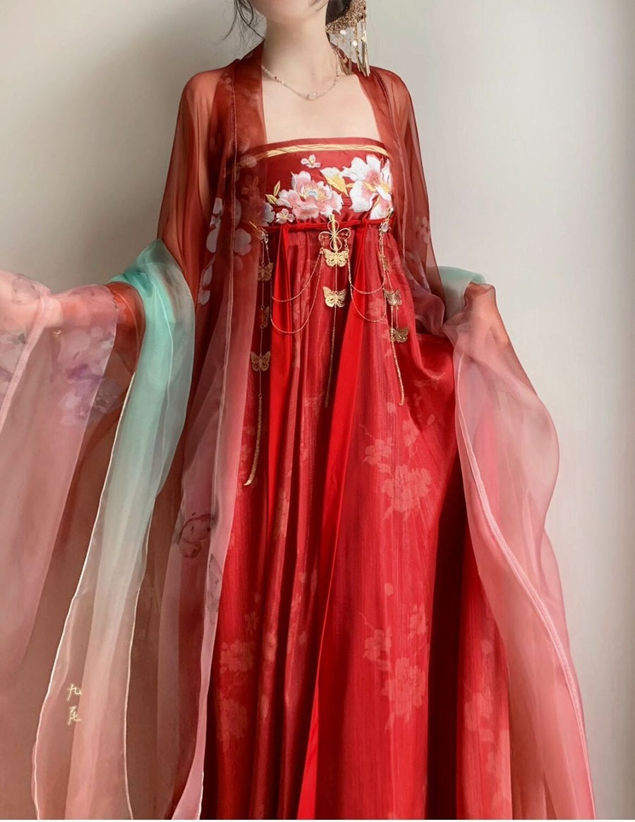 Rotes HanFu-Kleid aus der Tang-Dynastie mit Blumenmuster