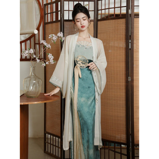 Teal & Ivory Embroidered Three-Piece Song Song Dynasty Hanfu Dress