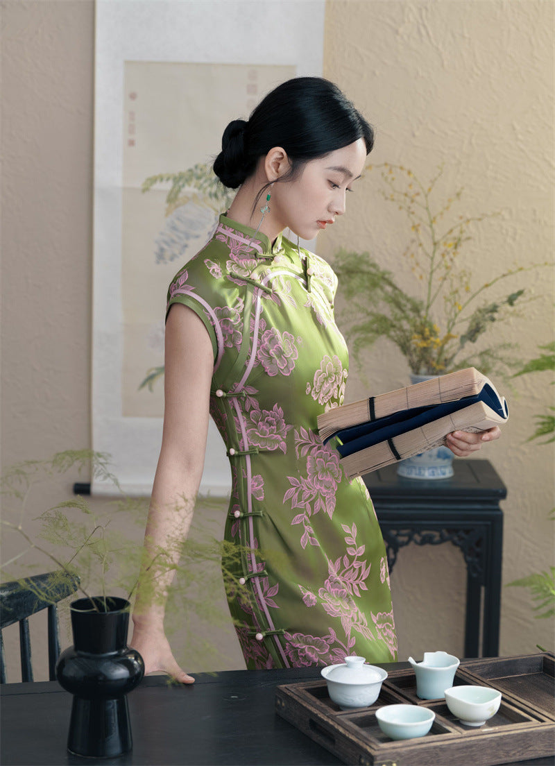 Vintage Style Green Qipao Dress