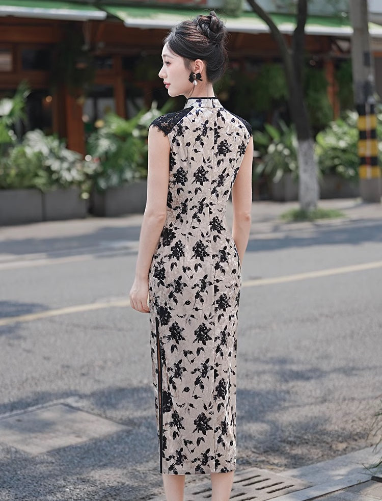 White Black Floral Sleeveless Velvet Qipao