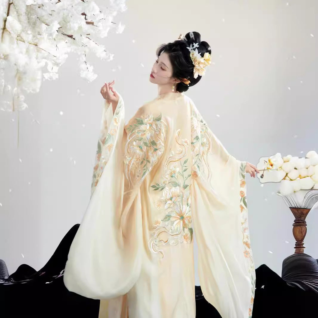 Yellow Traditional Chinese Tang Dynasty Hanfu Dress with Floral Embroideries 