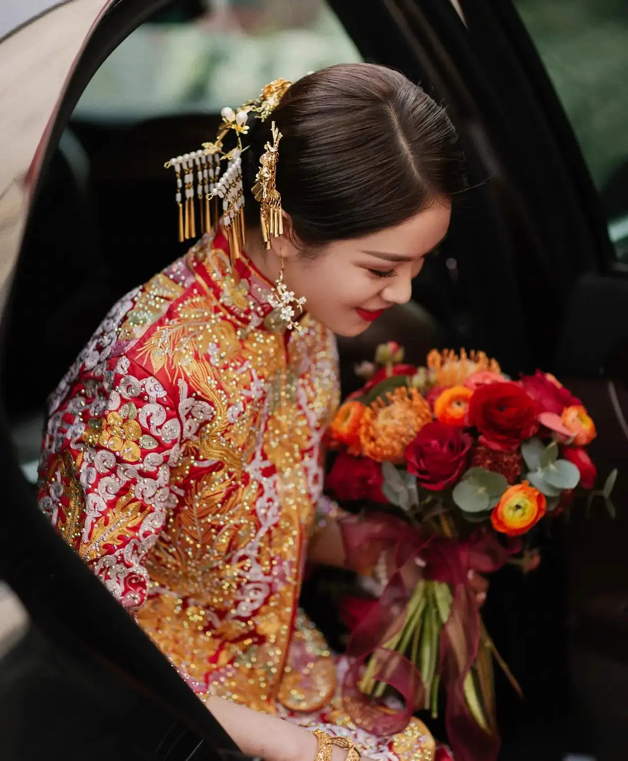Multicolored Embroidered Qun Kwa - Cai Kwa Chinese Wedding Dress for Bride