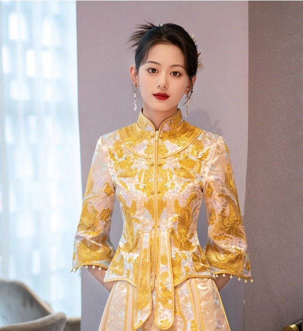 traditional chinese wedding dress golden