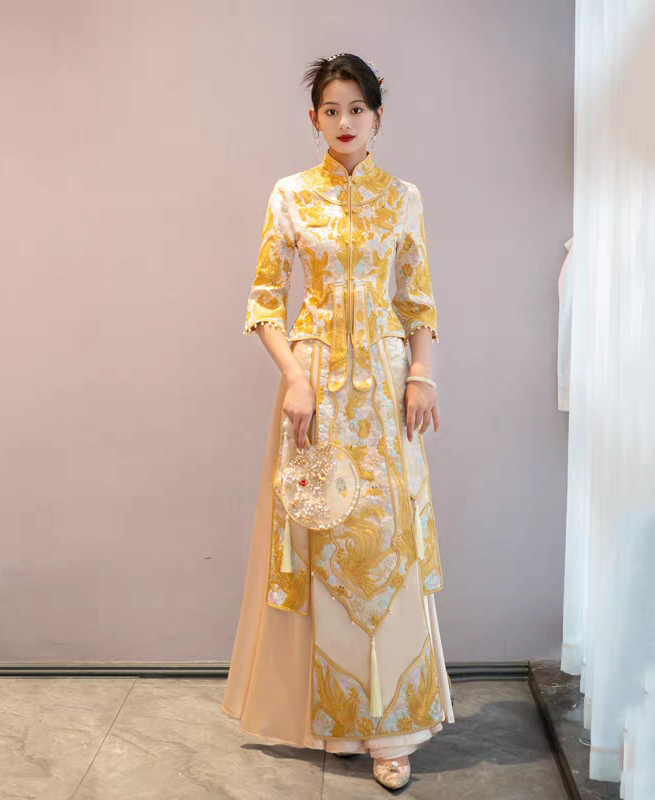 Golden Traditional Chinese Wedding dragon phoenix Qun Kwa Dress