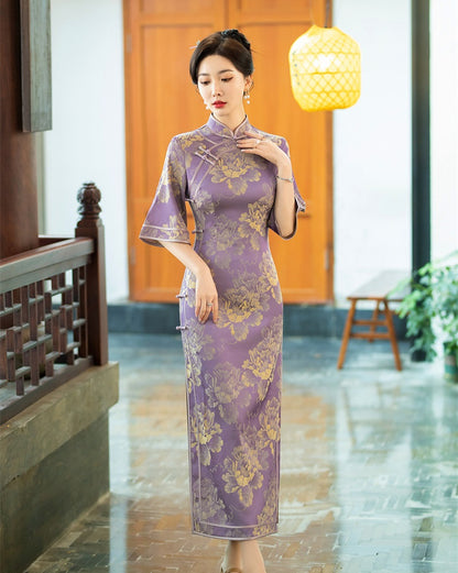 model in half sleevel floral purple qipao cheong dress standing