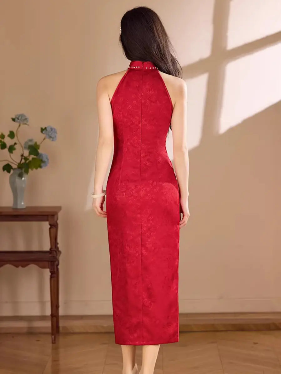 red Pearl-Trimmed Sleeveless Halter Jacquard Satin Qipao