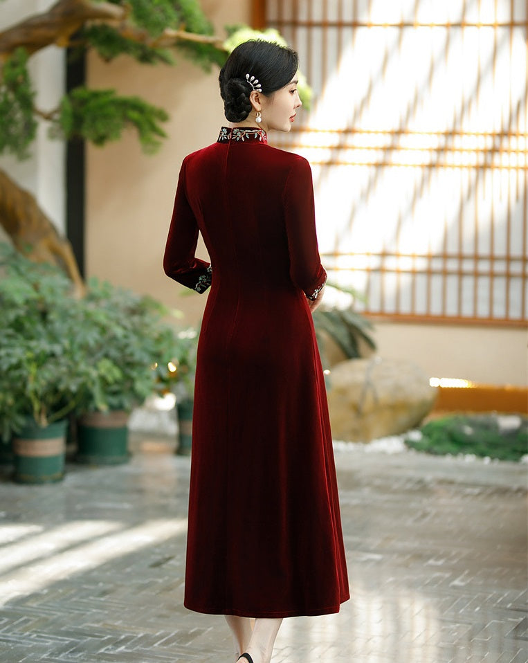 Long Sleeves A-Line Midi Length Velvet Qipao With Floral Embroidery Oriental Me Long Sleeves A-Line Midi Length Velvet Qipao With Floral Embroidery Oriental Me