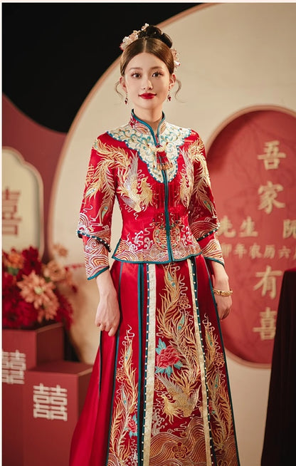 red traditional Chinese bridal pheonix Qun Kwa dress for wedding and tea ceremony