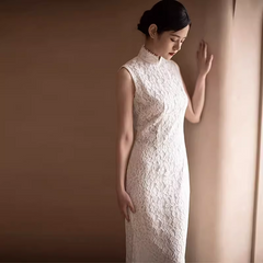 White floor length wedding qipao