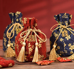 Floral  wedding favor pouch bags with double happiness charm 