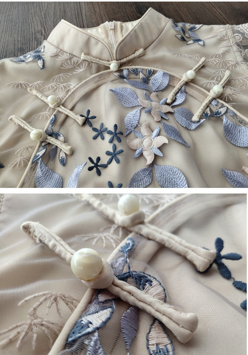 Beiges Cheongsam-Qipao-Kleid mit Blumenmuster und Spitze|Magnolia